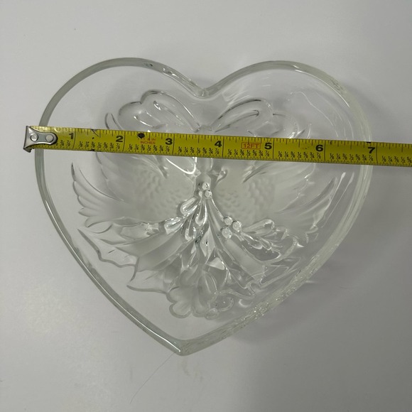 GORHAM CRYSTAL, Holiday Traditions Collection, Heart Dish Cardinal Holiday - Picture 12 of 16
